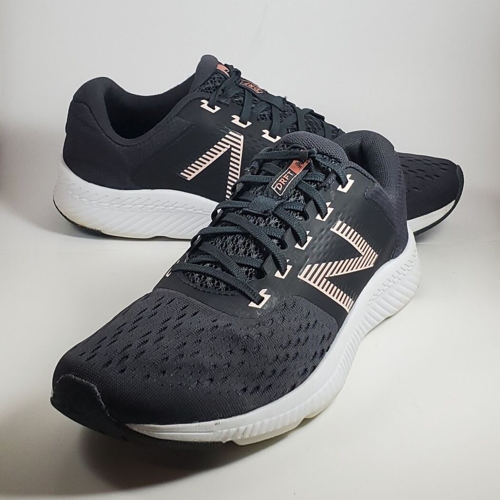 New Balance DRFT V1 Running Shoes